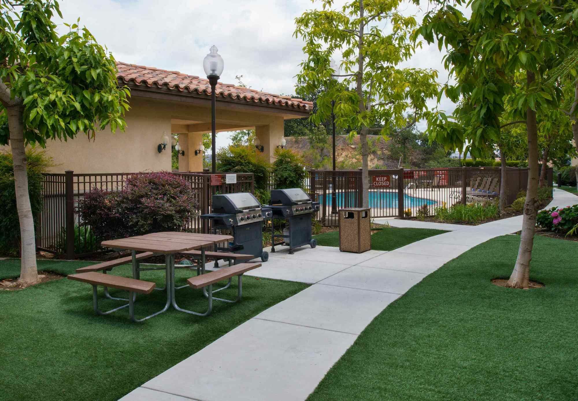 Towneplace Suites Thousand Oaks Ventura County Экстерьер фото