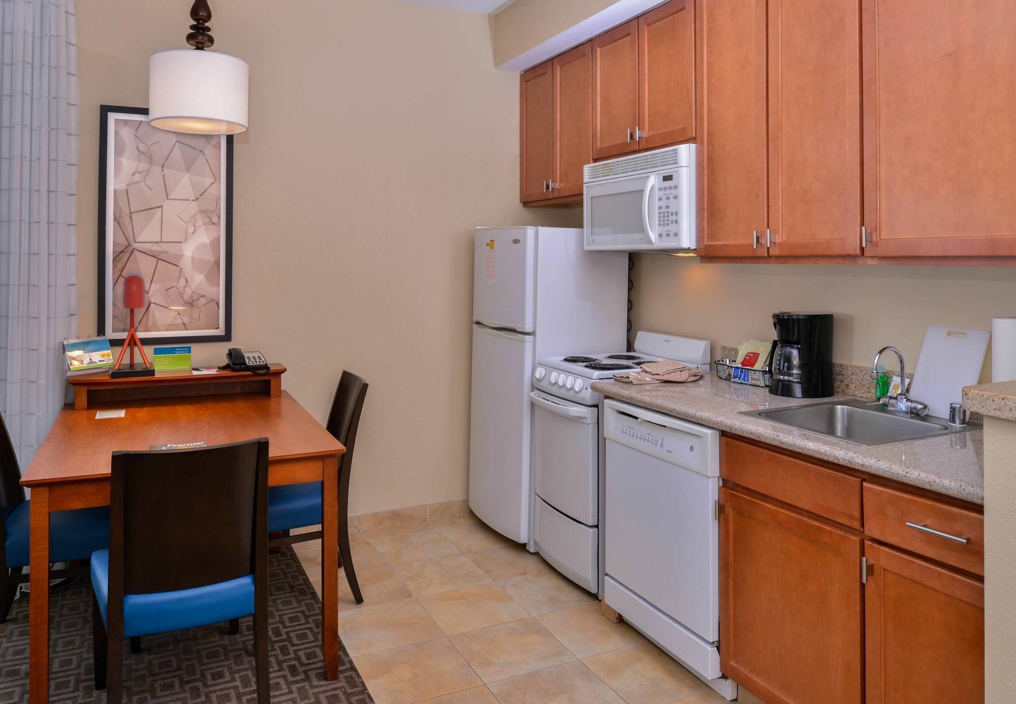 Towneplace Suites Thousand Oaks Ventura County Экстерьер фото